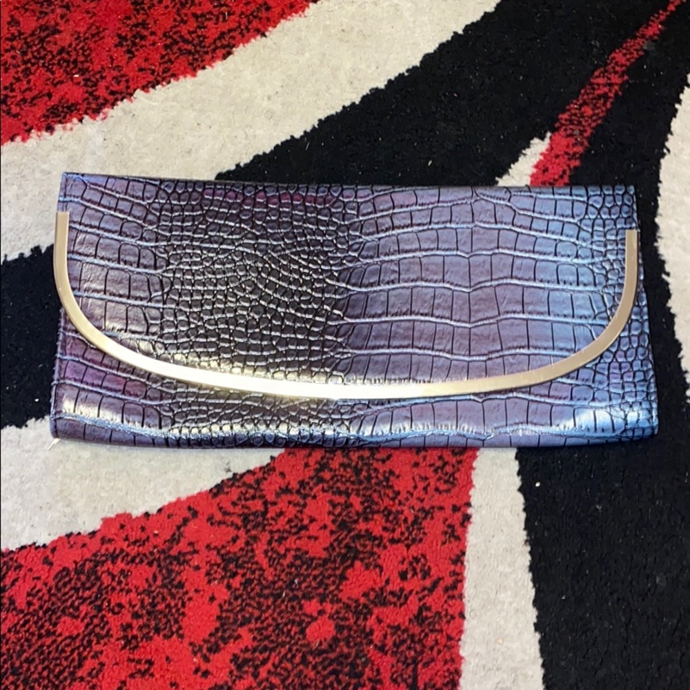Clutch handbag